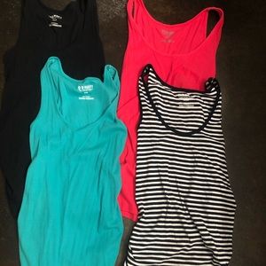 Set of 4 Maternity Tanks